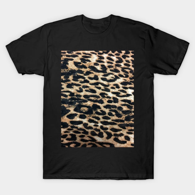 1980s retro girly  safari animal print leopard pattern T-Shirt by Tina